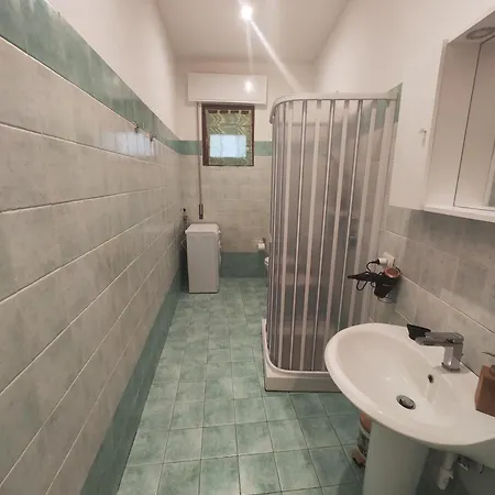 C&y Monte San Gabriele Lägenhet Novara