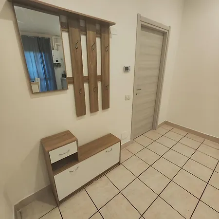 Lägenhet C&y Monte San Gabriele Novara